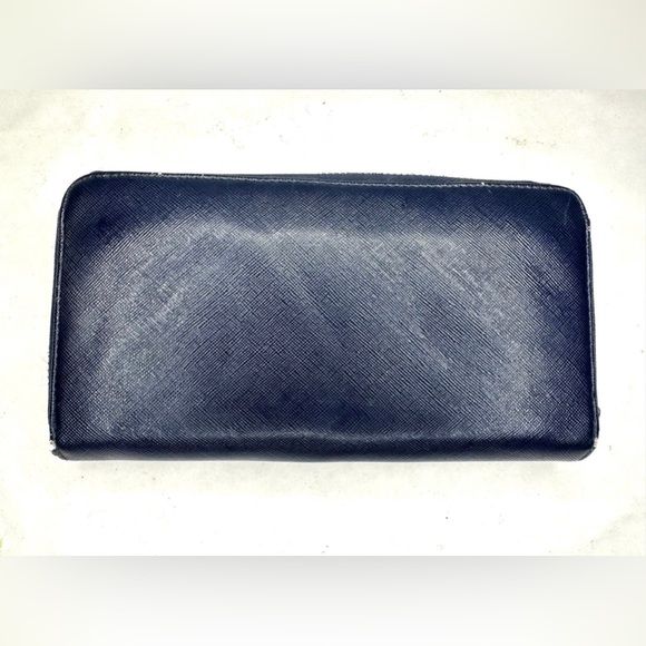 Tory Burch Navy full size wallet - Picture 2 of 12